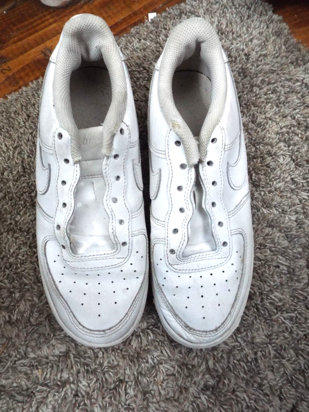 Nike Air Force 1 Shoes Womens Size 7.5 Youth Size 6Y Triple White DH2920-111